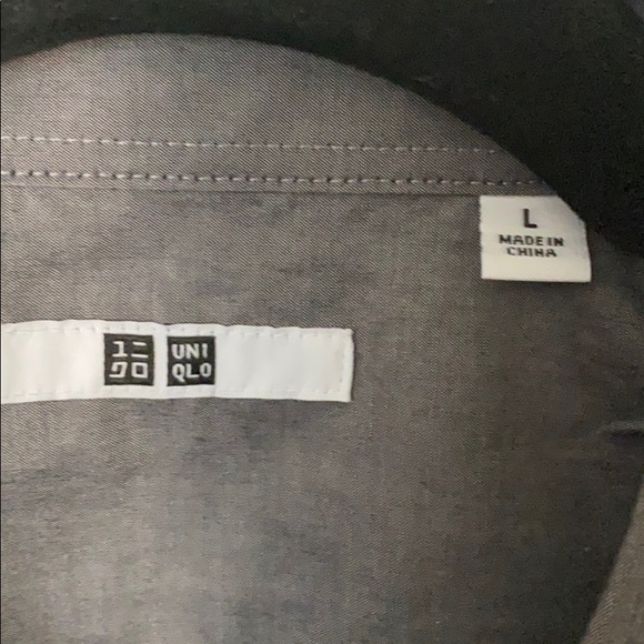 Uniqlo long sleeve button down - Picture 3 of 3